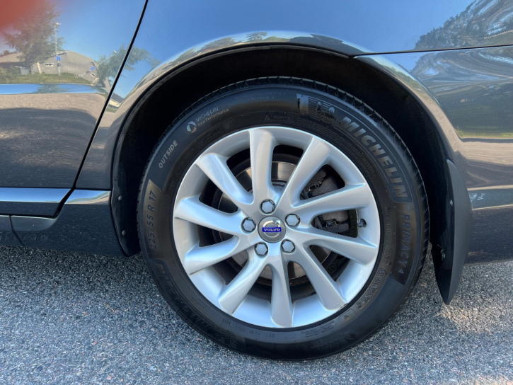 Original Volvo-fälg med Michelin Primacy-däck